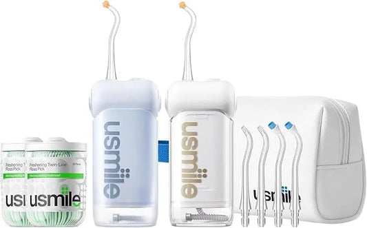 C10 【Pack 4-en-1】 Hydropulseurs portables usmile, Bleu & Blanc, pour à la maison comme en v, Étui de voyage et 2 × 50 bâtonnets de fil dentaire, Kit